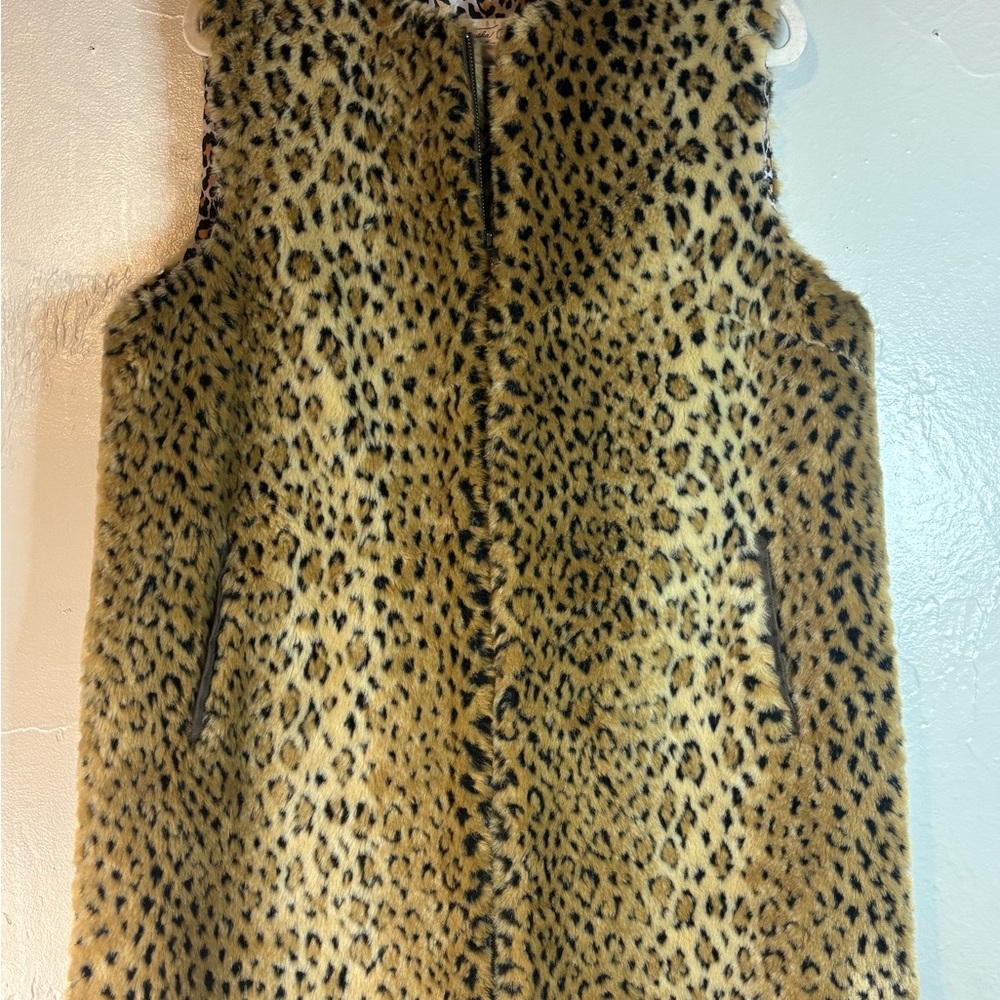 Tasha Polizzi Leopard Print Faux Fur Vest size L